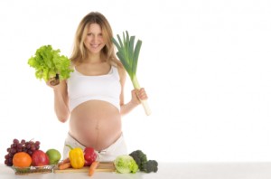pregnant-woman-vegetables